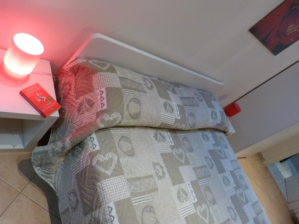 Residenza Piazza San Francesco Apartment Bologna Bilik gambar