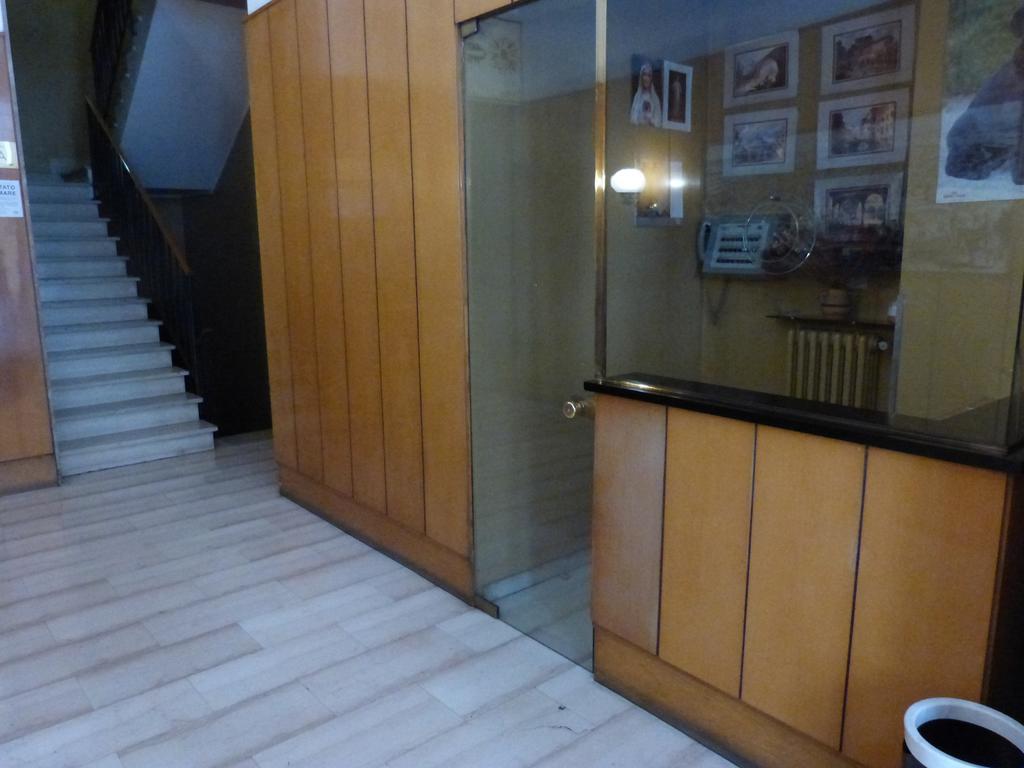 Residenza Piazza San Francesco Apartment Bologna Bilik gambar